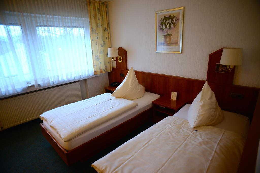 Hotel Marienhof Duesseldorf Нойс Экстерьер фото
