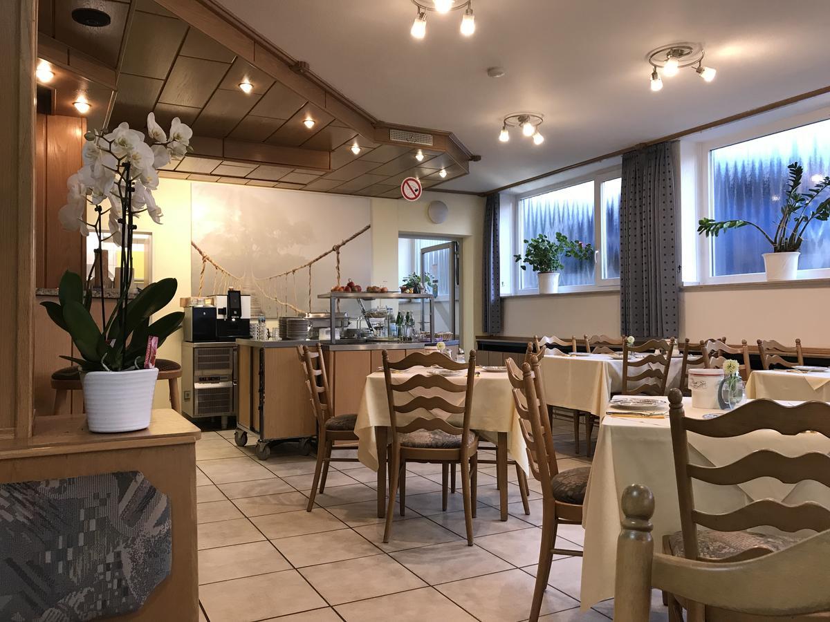 Hotel Marienhof Duesseldorf Нойс Экстерьер фото